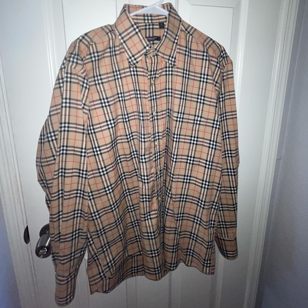 Men’s Burberry button up